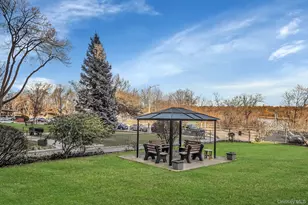 113-14 72nd Rd, Forest Hills, NY 11375 - Photo 19