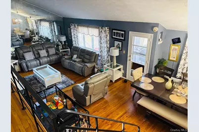 27 Henry Drive, Glen Cove, NY 11542 - Photo 9