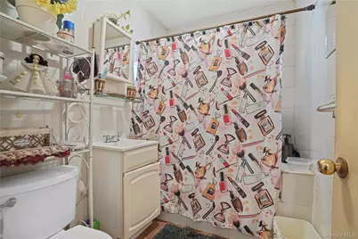 11005 Union Hall Street, Jamaica, NY 11433 - Photo 21