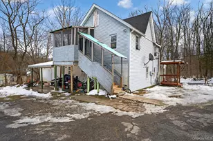 155 Huckleberry Turnpike, Wallkill, NY 12589 - Photo 13