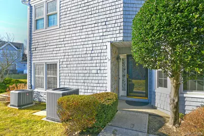 104 Lakebridge Drive N, Kings Park, NY 11754 - Photo 3