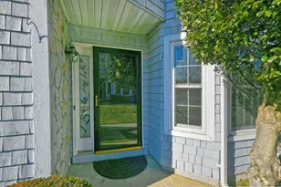 104 Lakebridge Dr N, Kings Park, NY 11754 - Photo 5