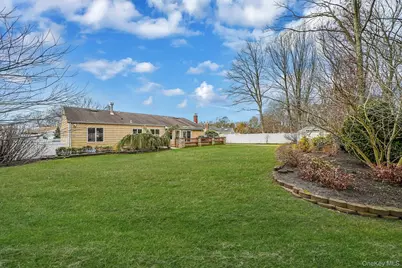 52 San Rafael Avenue, Holbrook, NY 11741 - Photo 31