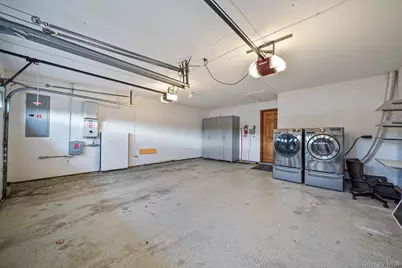 52 San Rafael Avenue, Holbrook, NY 11741 - Photo 37