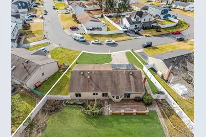 52 San Rafael Avenue, Holbrook, NY 11741 - Photo 7