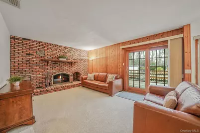 52 San Rafael Avenue, Holbrook, NY 11741 - Photo 13