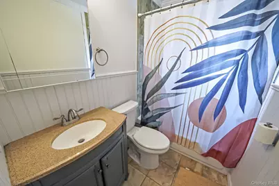 35 Lawson Avenue, East Rockaway, NY 11518 - Photo 21