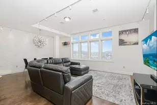90 Bay Street Landing, New York, NY 10301 - Photo 21