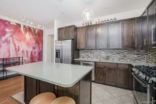 90 Bay Street Landing, New York, NY 10301 - Photo 5