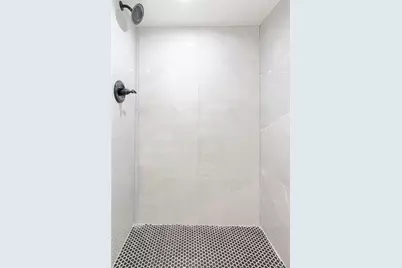 282 E 38th Street, Brooklyn, NY 11203 - Photo 17