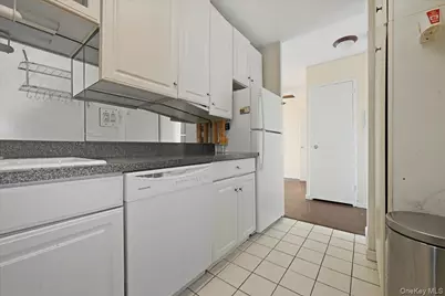 175-20 Wexford Terrace #14U, Jamaica, NY 11432 - Photo 19