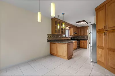 2 Cricket Club Drive, Roslyn, NY 11576 - Photo 13