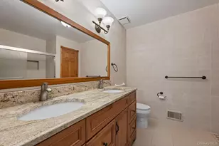 2 Cricket Club Dr, Roslyn, NY 11576 - Photo 19