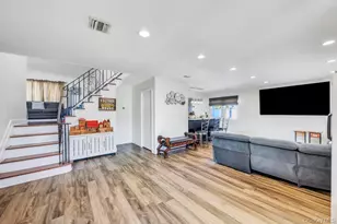 3 Avelaine Ct, Babylon, NY 11702 - Photo 5