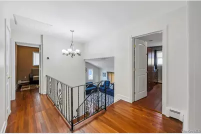 3 Avelaine Court, Babylon, NY 11702 - Photo 11