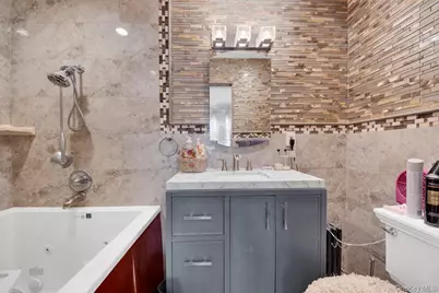 1038 Pierce Avenue, Bronx, NY 10461 - Photo 15