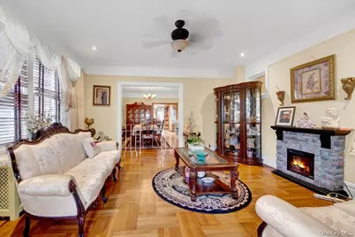 1038 Pierce Avenue, Bronx, NY 10461 - Photo 3