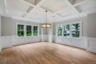 7 Yale St, Garden City, NY 11530 - Photo 13