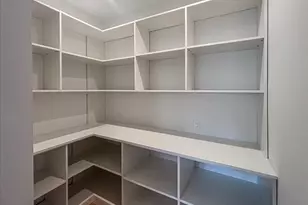 7 Yale St, Garden City, NY 11530 - Photo 7