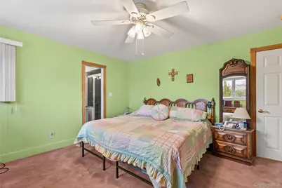 66 Davison Lane E, West Islip, NY 11795 - Photo 15