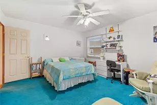 66 Davison Ln E, West Islip, NY 11795 - Photo 17