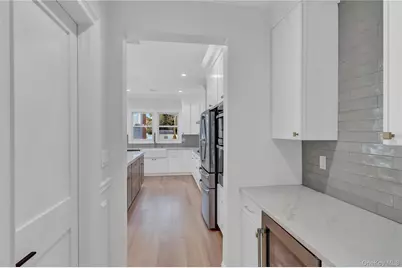 124 McKinley Avenue, North Bellmore, NY 11710 - Photo 5