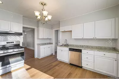 135 Webster Avenue #2nd Floor, Harrison, NY 10528 - Photo 7