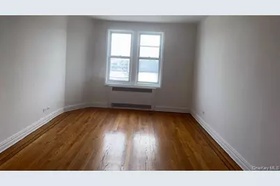 114-20 Queens Boulevard #E 8, Forest Hills, NY 11375 - Photo 5