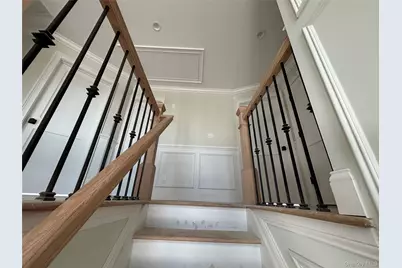 348 Fairway Drive, Franklin Square, NY 11010 - Photo 19