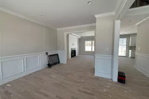348 Fairway Dr, Franklin Square, NY 11010 - Photo 13