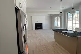 348 Fairway Dr, Franklin Square, NY 11010 - Photo 15