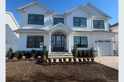 348 Fairway Drive, Franklin Square, NY 11010 - Photo 7