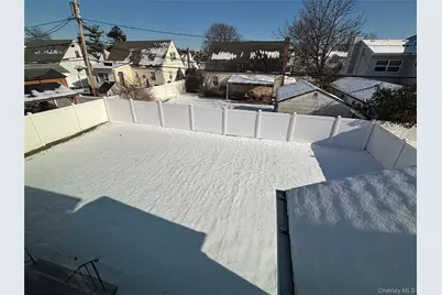 348 Fairway Drive, Franklin Square, NY 11010 - Photo 25