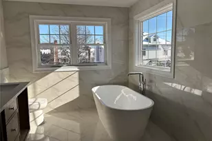 348 Fairway Dr, Franklin Square, NY 11010 - Photo 29