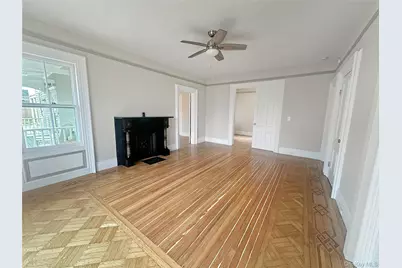 611 Main Street #B, Greenport, NY 11944 - Photo 3