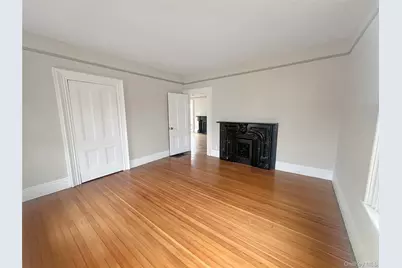 611 Main Street #B, Greenport, NY 11944 - Photo 7