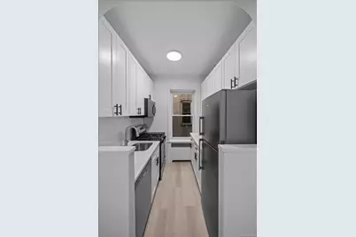 3810 Greystone Avenue #305, Bronx, NY 10463 - Photo 3