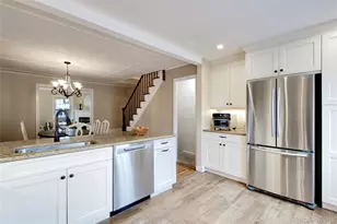 20 Salisbury Ave, Garden City, NY 11530 - Photo 19