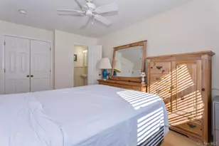 308 Cambridge Ct, Glen Cove, NY 11542 - Photo 17