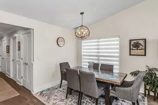 710 Breton Wy, Glen Cove, NY 11542 - Photo 7