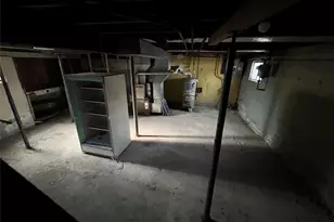 8 Ketewomoke Dr, Huntington, NY 11743 - Photo 13