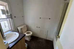 8 Ketewomoke Dr, Huntington, NY 11743 - Photo 9