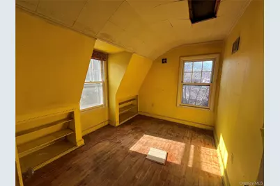 8 Ketewomoke Drive, Huntington, NY 11743 - Photo 11