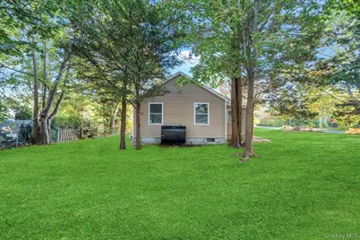 231 Elm Road W, Mastic Beach, NY 11951 - Photo 9