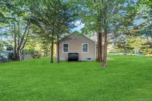 231 Elm Rd W, Mastic Beach, NY 11951 - Photo 9