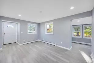 231 Elm Rd W, Mastic Beach, NY 11951 - Photo 15