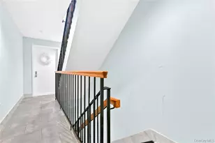 84-39 60th Dr, Middle Village, NY 11379 - Photo 17