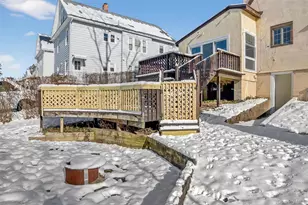 530 Dyckman St, Peekskill, NY 10566 - Photo 27