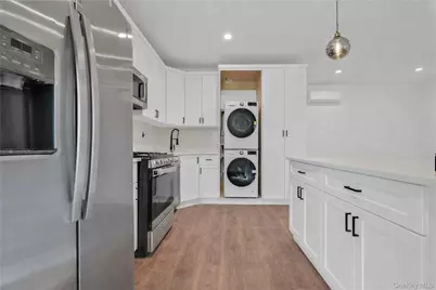 145-36 159th Street, Jamaica, NY 11434 - Photo 11