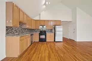 10 Pennyfield Ave Ave, Bronx, NY 10465 - Photo 9